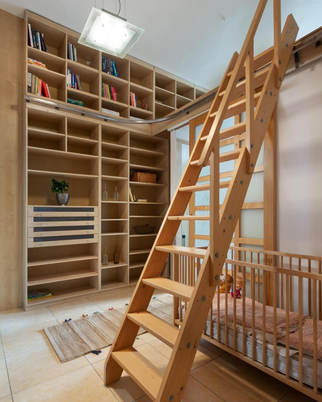Days - Family Friendly - Super Bright - Old Town Apartmán