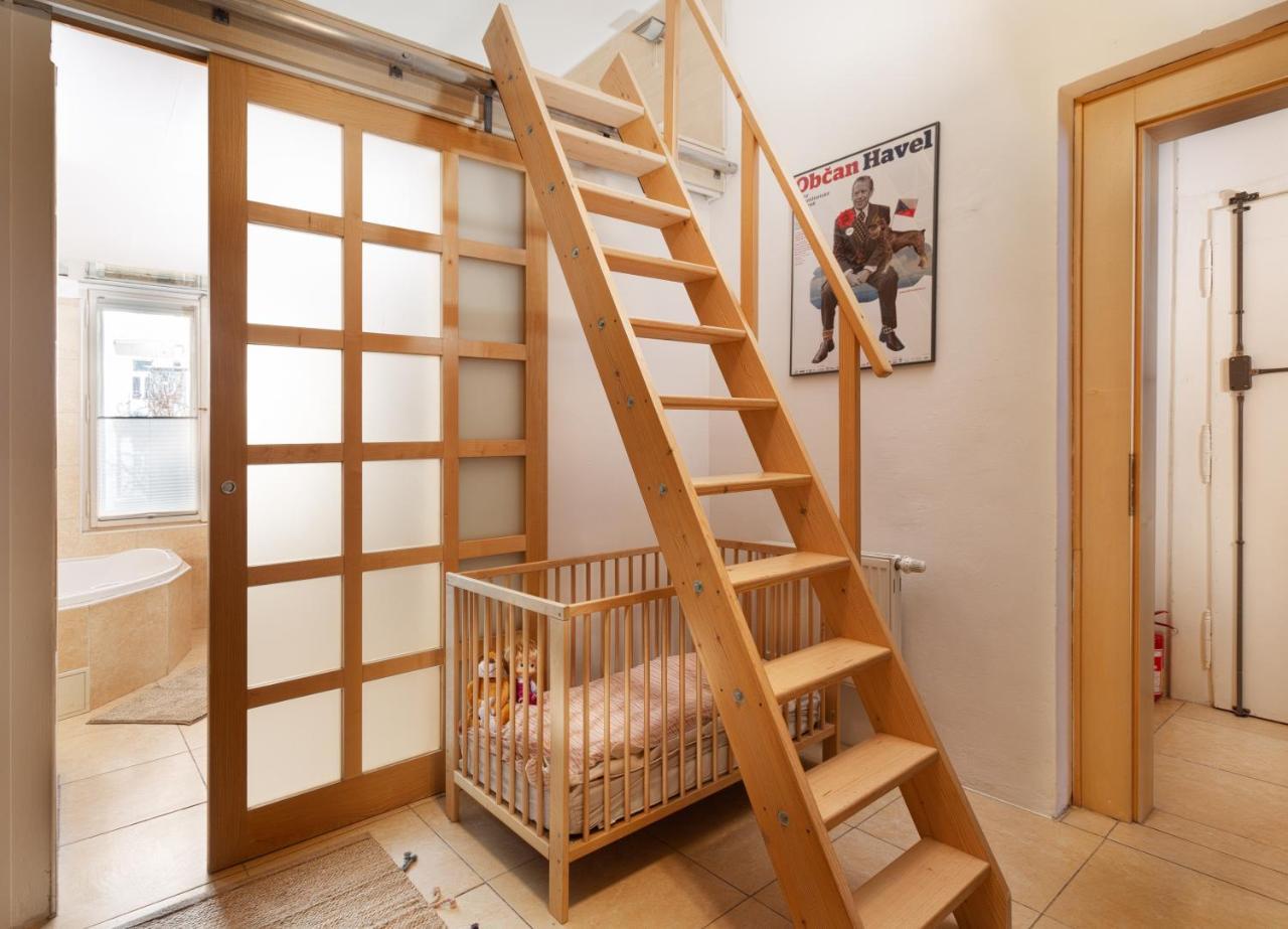 Days - Family Friendly - Super Bright - Old Town Praha