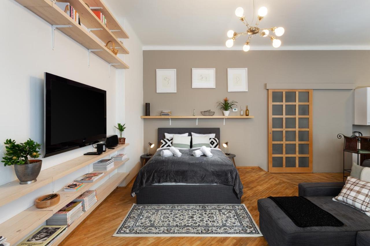 Days - Family Friendly - Super Bright - Old Town Apartmán